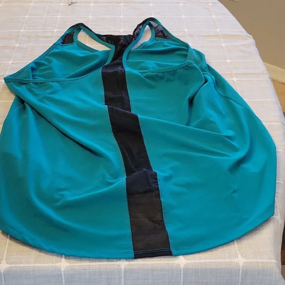 Fabletics - Picture 3 of 3